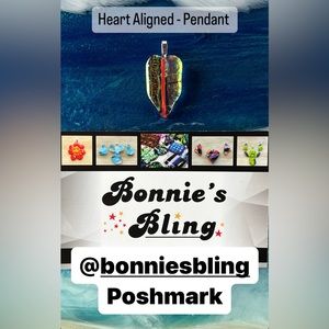 Bonnie’s Bling One of A Kind Fused Glass Jewelry and Accessories to Wear.
